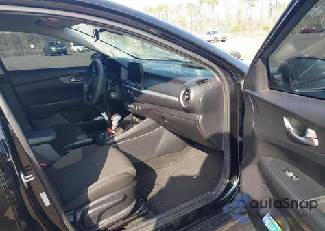 2021 Kia Forte Fe from USA, damaged, VIN 3KPF24AD7ME289128